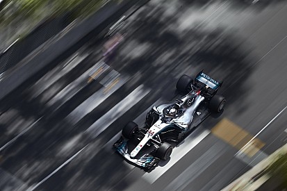 Mercedes le reclama a FIA exponerlo frente a Ferrari
