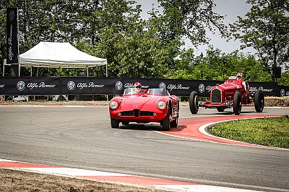 Гонщики Sauber протестували вінтажні Alfa Romeo
