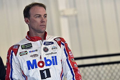 Kevin Harvick calls out "piece of crap tires" after Las Vegas crash