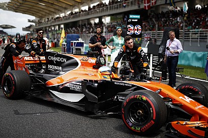 Alonso: Honda'nın güncellemesi McLaren'ı Suzuka'da ikilemde bırakabilir