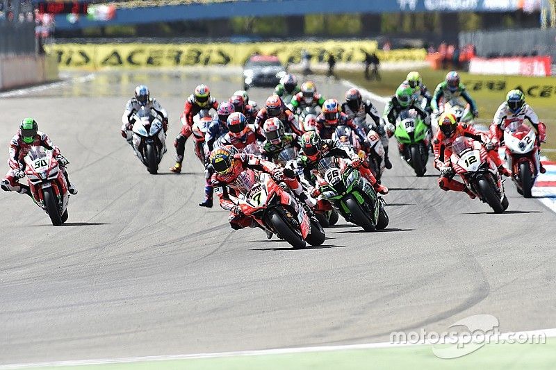 Arrancada: Chaz Davies, Ducati Team l&iacute;der