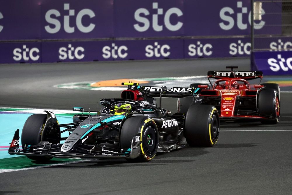 Lewis Hamilton, Mercedes F1 W15 battles with Charles Leclerc, Ferrari SF-24 