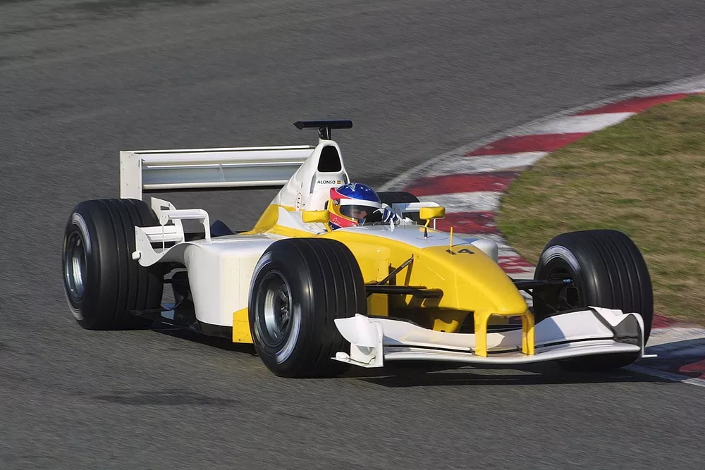 Fernando Alonso (ESP) Renault F1
Formula 1 Testing, 11 January 2002, Barcelona, Spain, Circuit de Catalunya.
DIGITAL IMAGE