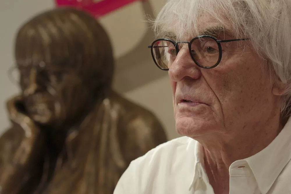 بيرني إكليستون