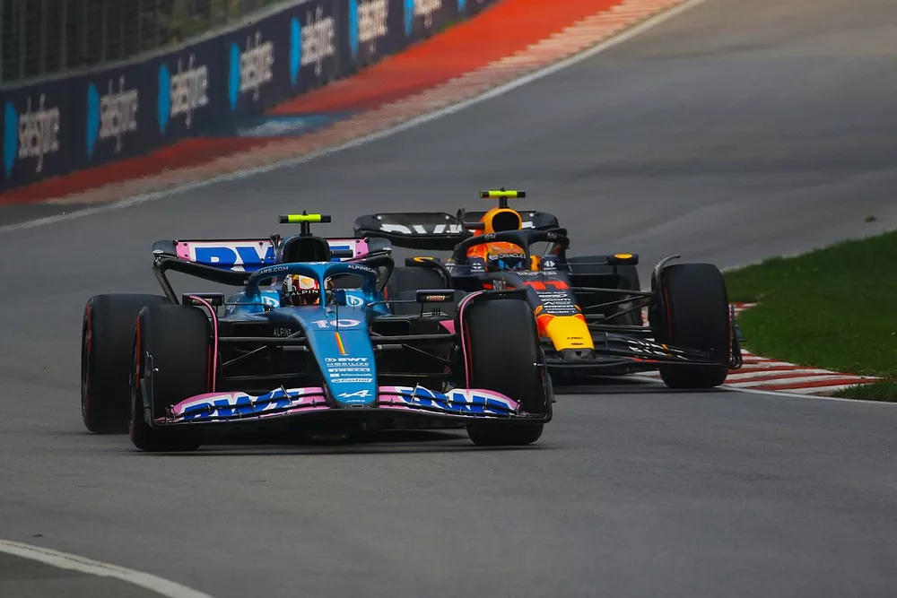 Pierre Gasly, Alpine A523, Sergio Perez, Red Bull Racing RB19
