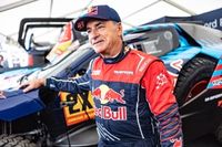 Sainz anticipa sorpresas en el inicio de un "t&aacute;ctico" Rally Dakar 2025