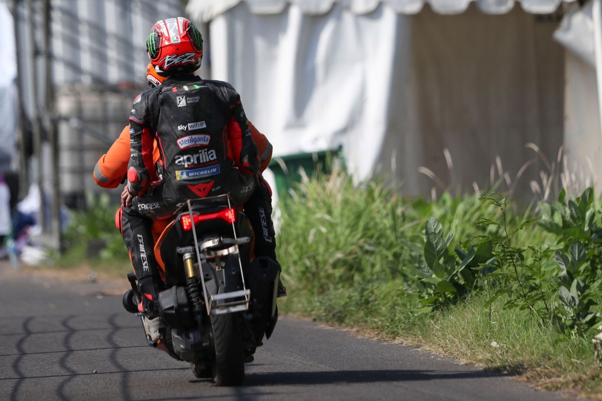 Pas de fracture pour Bezzecchi après l'accrochage avec Márquez