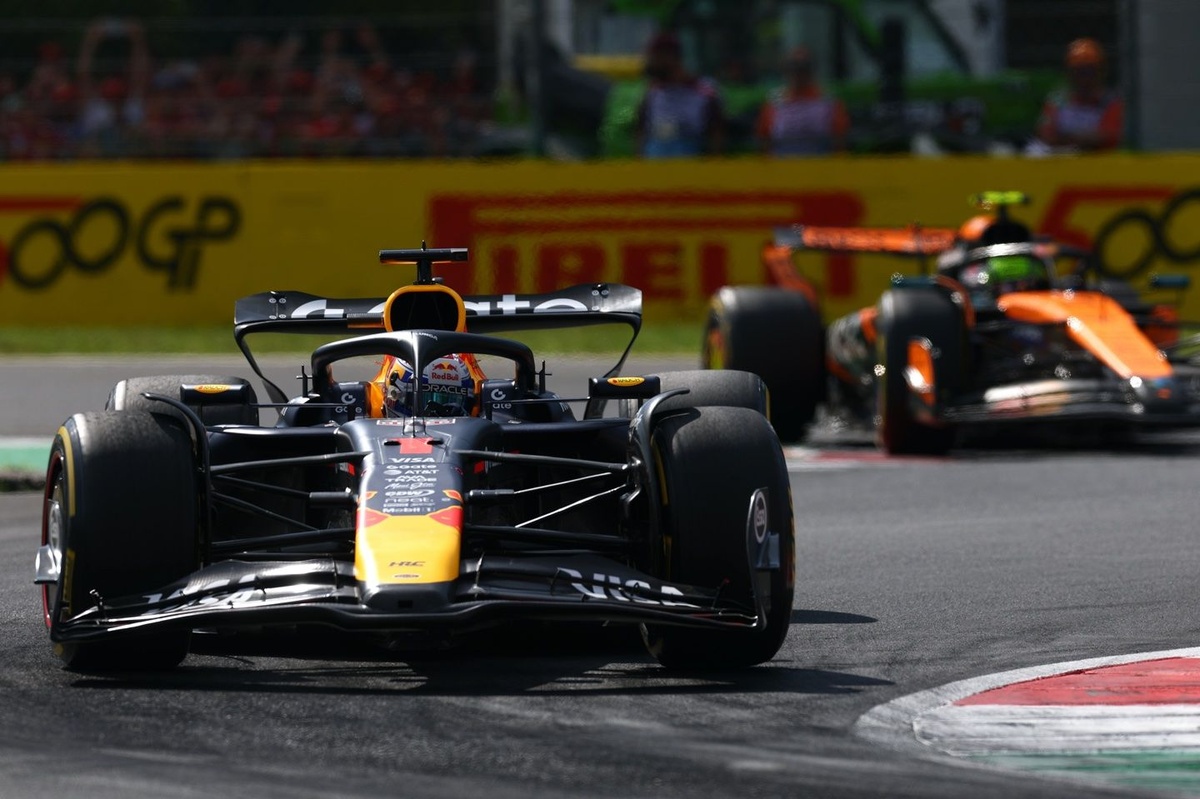 McLaren still sees Verstappen as F1 title threat despite 94-point gap
