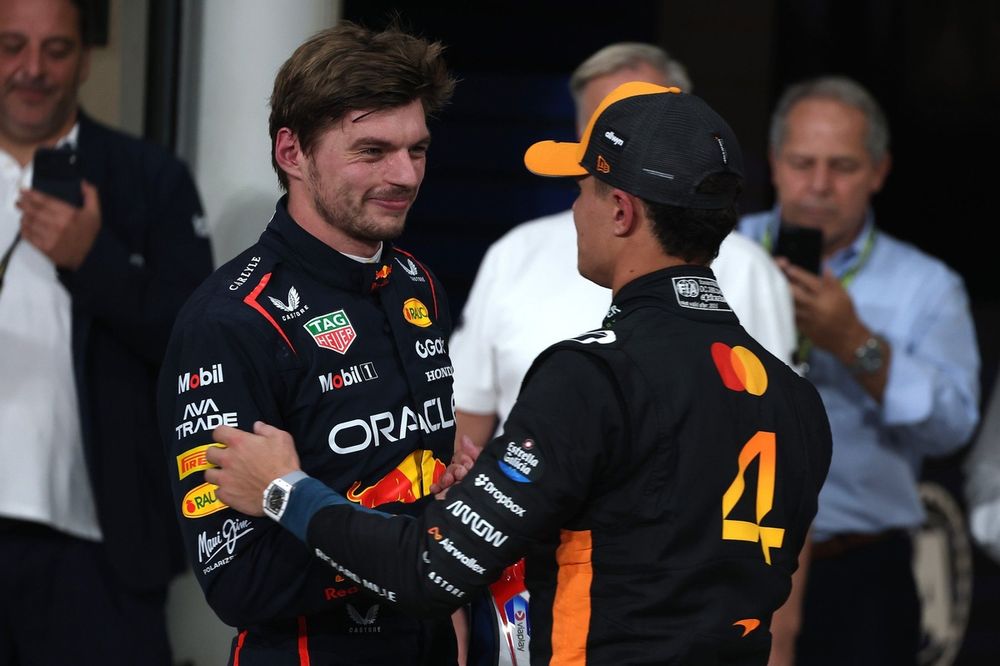 Lando Norris, McLaren, Max Verstappen, Red Bull Racing
