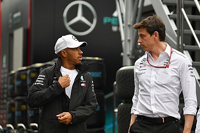 Wolff: Hamilton’ın inancı ona “olağanüstü güç” veriyor