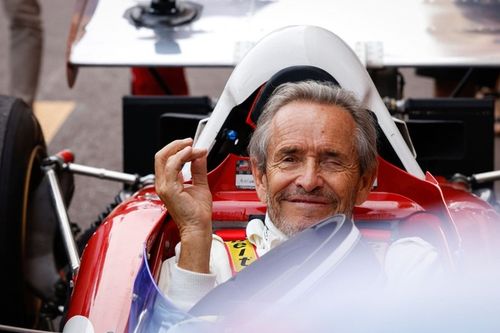 Por qué Jacky Ickx se ha unido a Genesis: "Amo la idea de morir de pie"