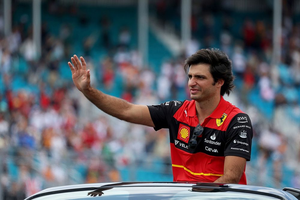 Carlos Sainz, Ferrari in the drivers parade