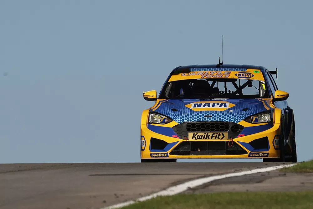 Ash Sutton, NAPA Racing UK Ford Focus ST 