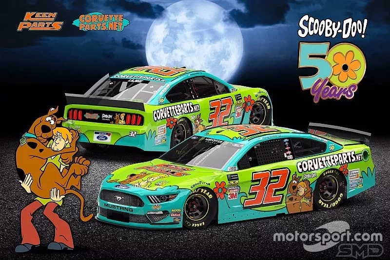 Pintura do carro #32 de  Corey LaJoie para etapa de Martinsville