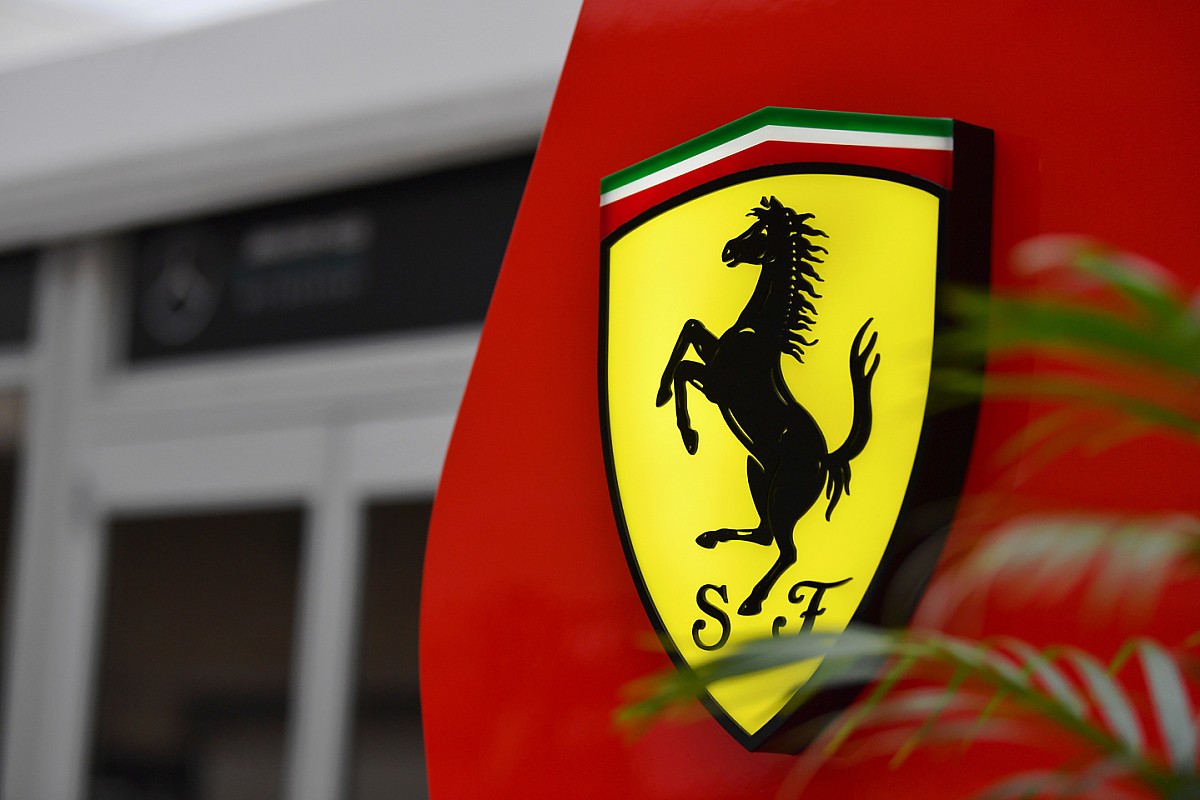 Ferrari'nin genç sürücüleri yeni sezonun hazırlıklarına başladı