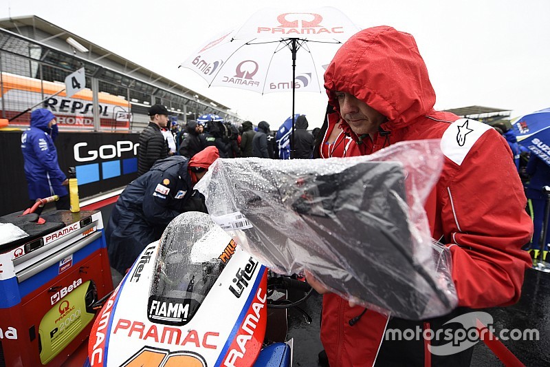 Miller en Zarco wilden wel racen op drijfnat Silverstone