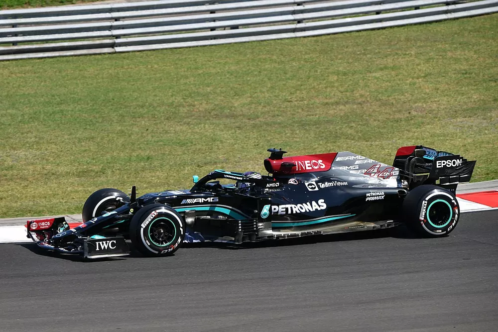 Lewis Hamilton, Mercedes W12