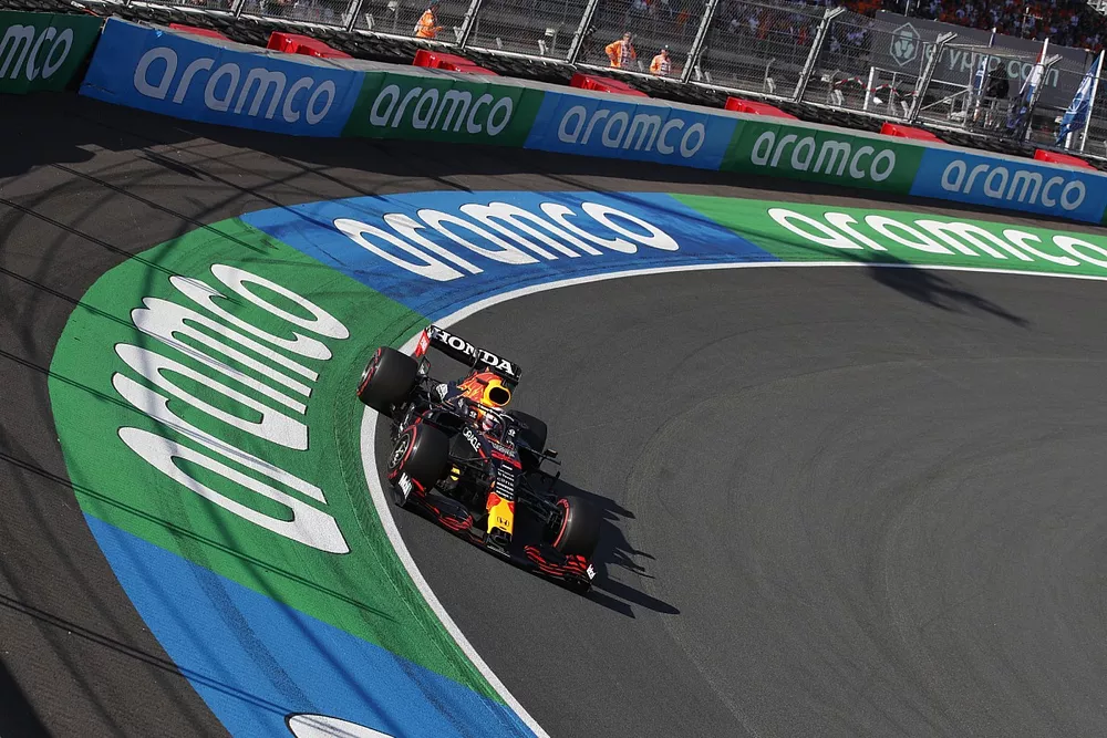 Max Verstappen, Red Bull Racing RB16B
