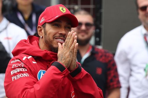 ¿Por qué  Hamilton no intercambió posiciones con Leclerc en el GP de Azerbaiyán de F1?