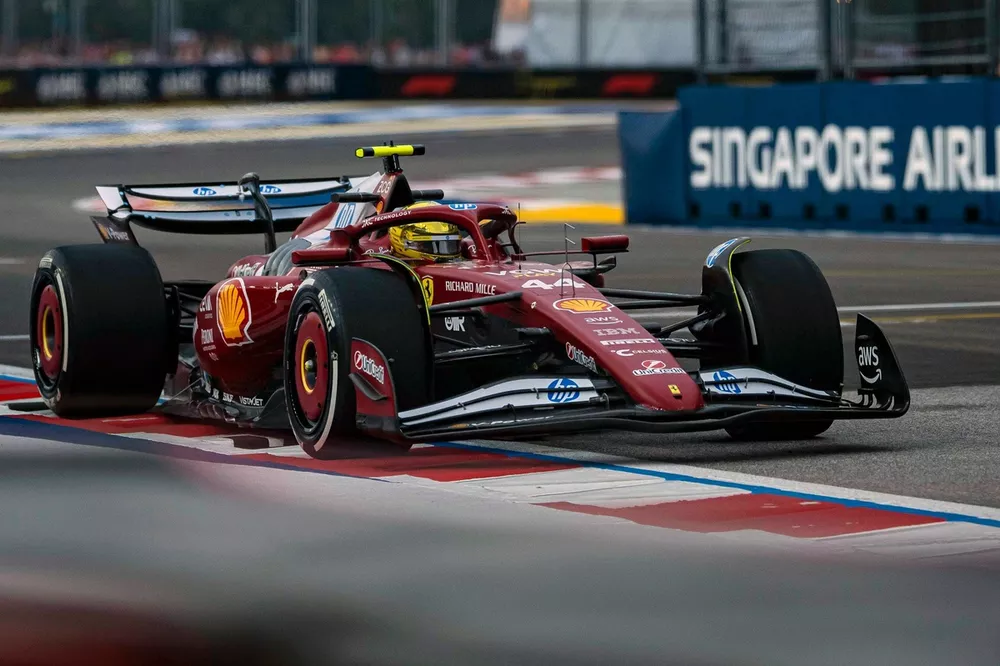 Lewis Hamilton, Ferrari SF-25