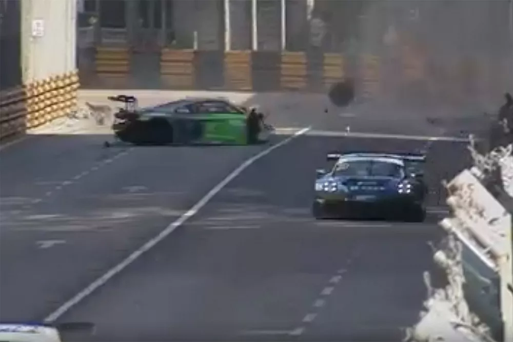 Accidente Ya Qi Zhang, Audi