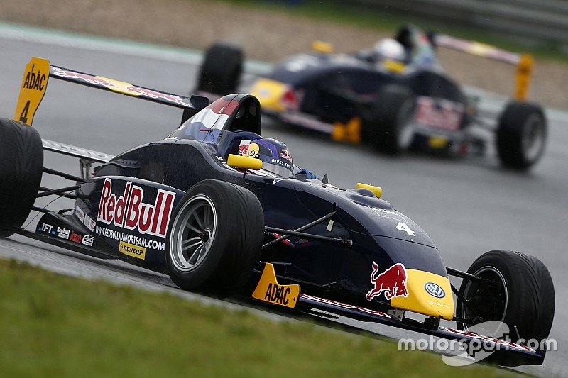 W Series : De Silvestro aurait préféré un programme type Red Bull