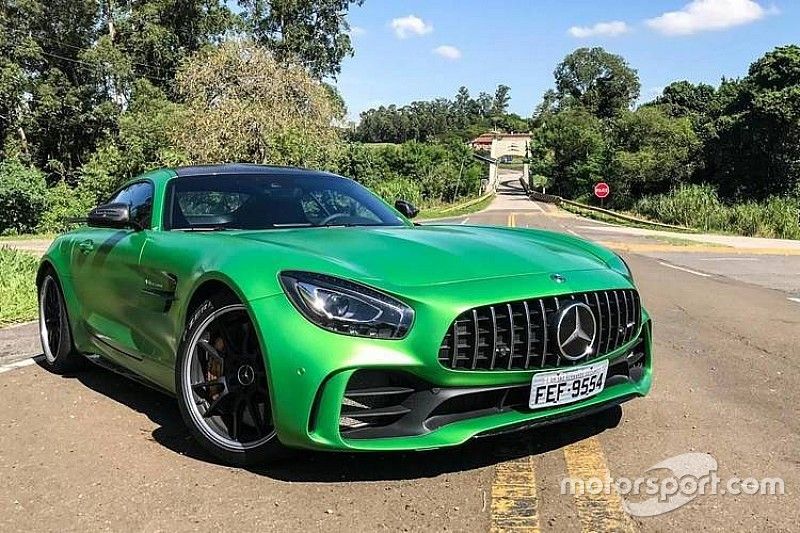 Mercedes-AMG GT-R