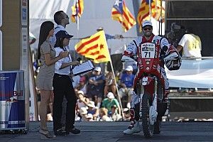 El mexicano Carlos Gracida sigue ascendiendo en el Dakar