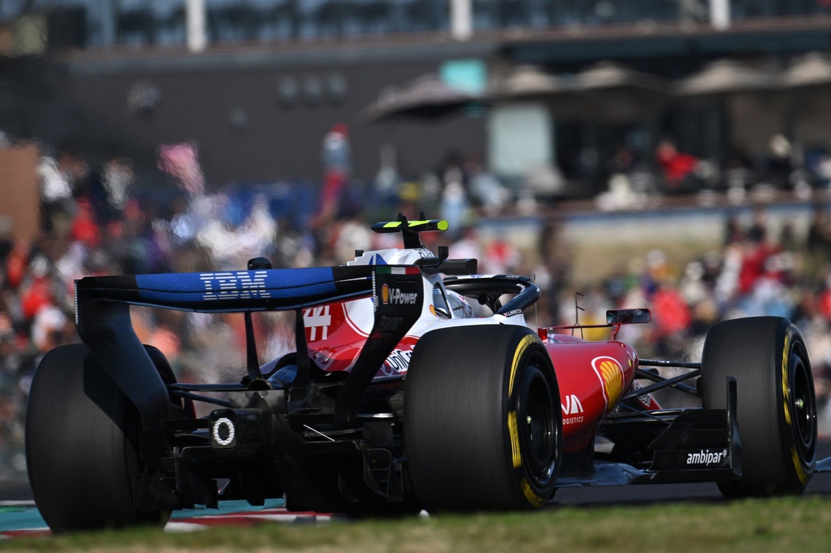 F1 - Hamilton: Carro "não está rápido o suficiente no momento" em Suzuka