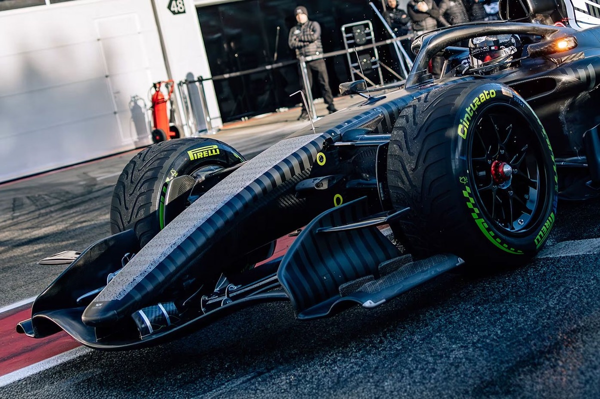 F1 | Cadillac e Mercedes: tornano i fili di lana per studiare la nuova aerodinamica