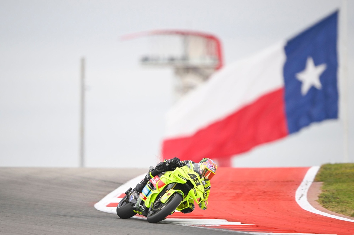 MotoGP Amerika GP sıralama turları: Di Giannantonio inanılmaz bir turla pole'de, Bezzecchi ikinci sırada!