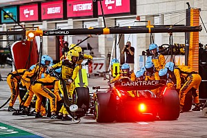 F1ピットストップで世界最速更新！ カタールGPでマクラーレンがタイヤ