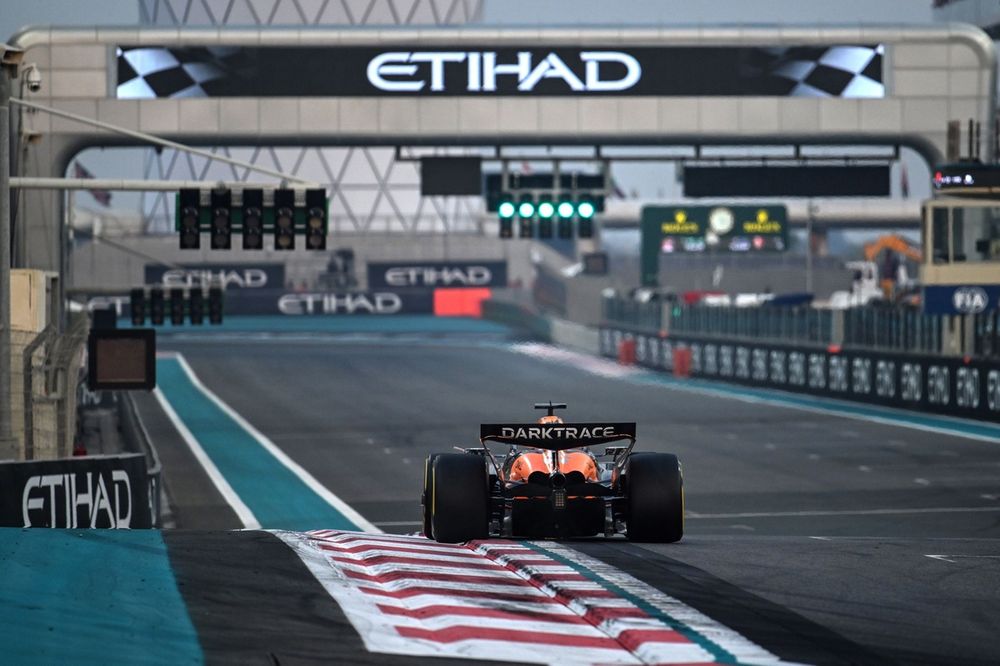 Oscar Piastri, McLaren MCL38