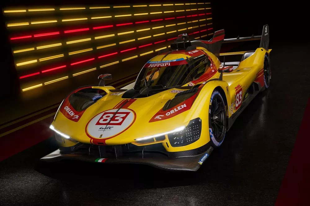 #83 AF Corse Ferrari 499P: Robert Kubica, Yifei Ye, Robert Shwartzman   
