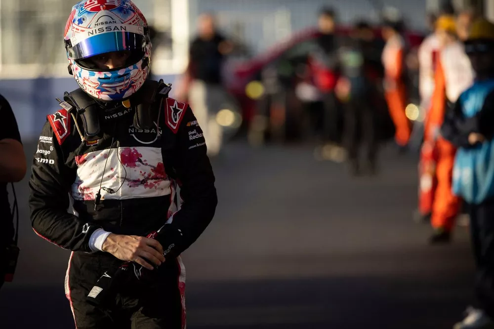 Sacha Fenestraz, Nissan Formula E Team