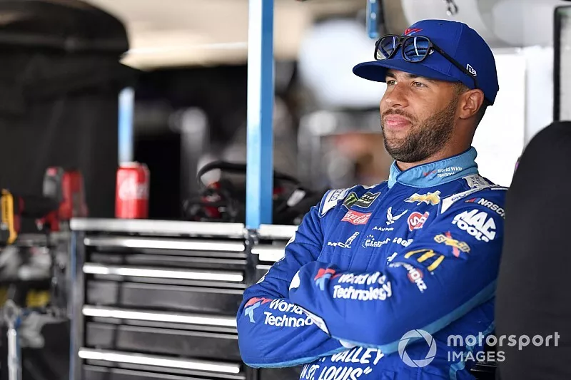  Darrell Wallace Jr., Richard Petty Motorsports, Chevrolet Camaro Victory Junction	