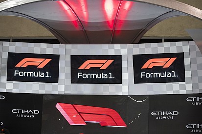 Vettel, Bottas ve Hamilton, F1'in yeni logosunu eleştirdi