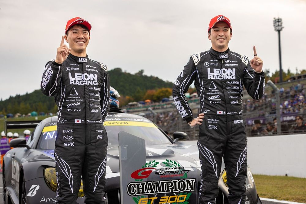 GT300前年王者LEON RACING、蒲生＆菅波コンビを継続し連覇目指す。カー