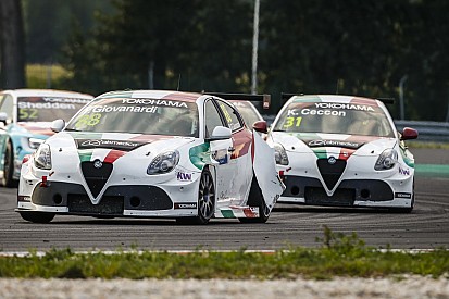 Primi punti nel WTCR e successo al Mugello: un weekend bellissimo per le Alfa Romeo