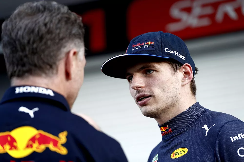 Christian Horner, team principal, Red Bull Racing et le vainqueur Max Verstappen, Red Bull Racing