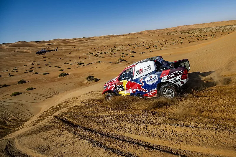#300 Toyota Gazoo Racing: Nasser Al-Attiyah, Matthieu Baumel
