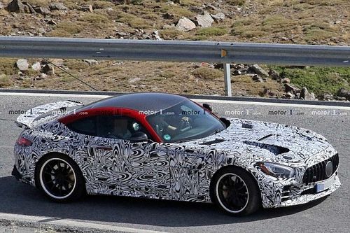 Mercedes-AMG GT R Black Series espiado con respiradores en el cap&oacute;