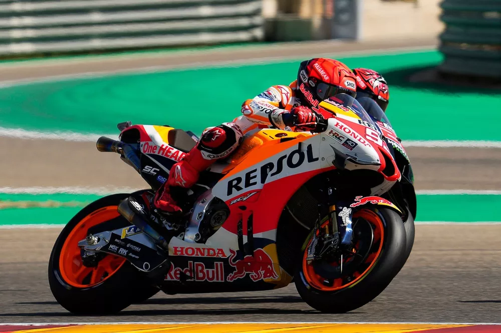 Marc Marquez, Repsol Honda Team, Fabio Quartararo, Yamaha Factory Racing
