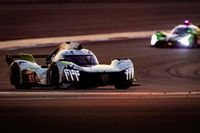 Ferrari ukarane. Peugeot na podium