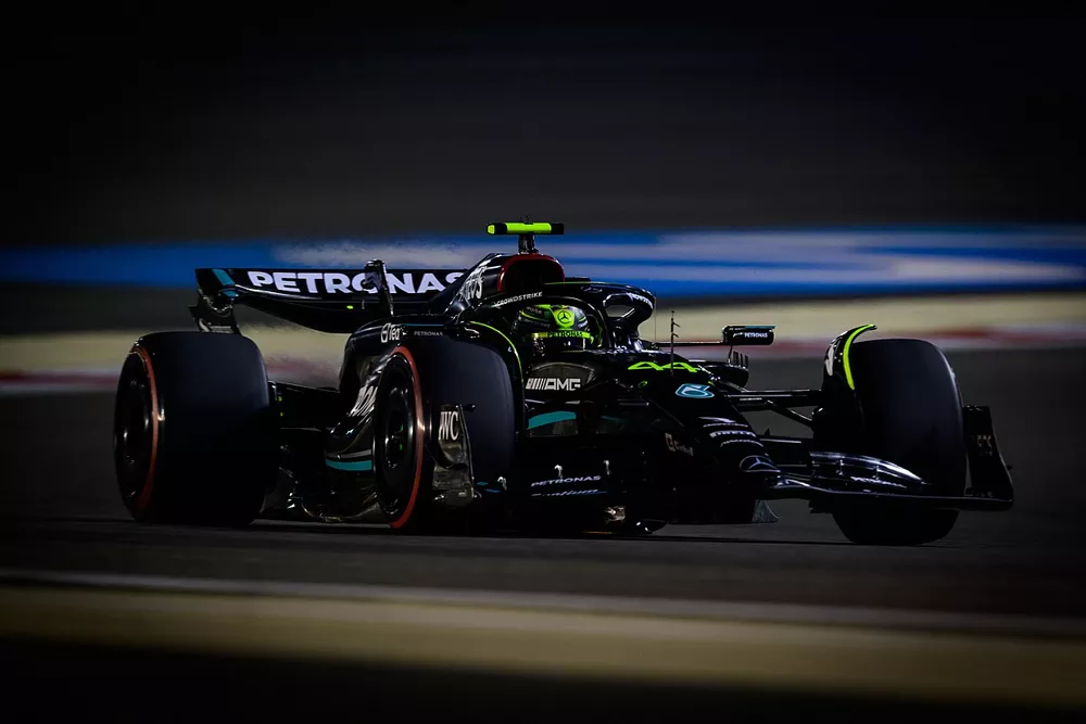 Lewis Hamilton, Mercedes W14
