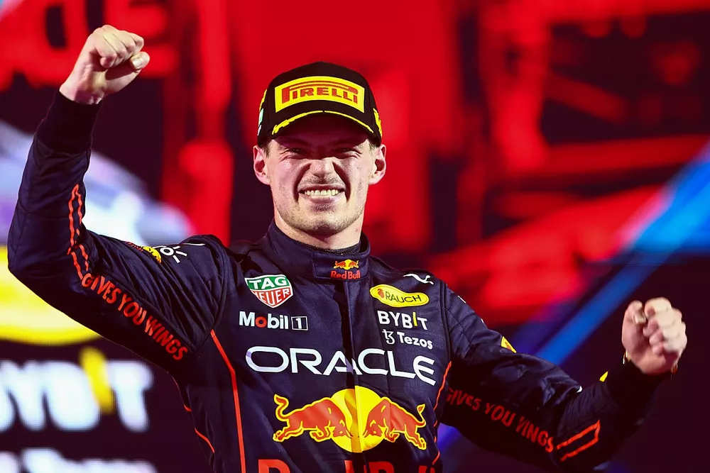 Podium: racewinnaar Max Verstappen, Red Bull Racing