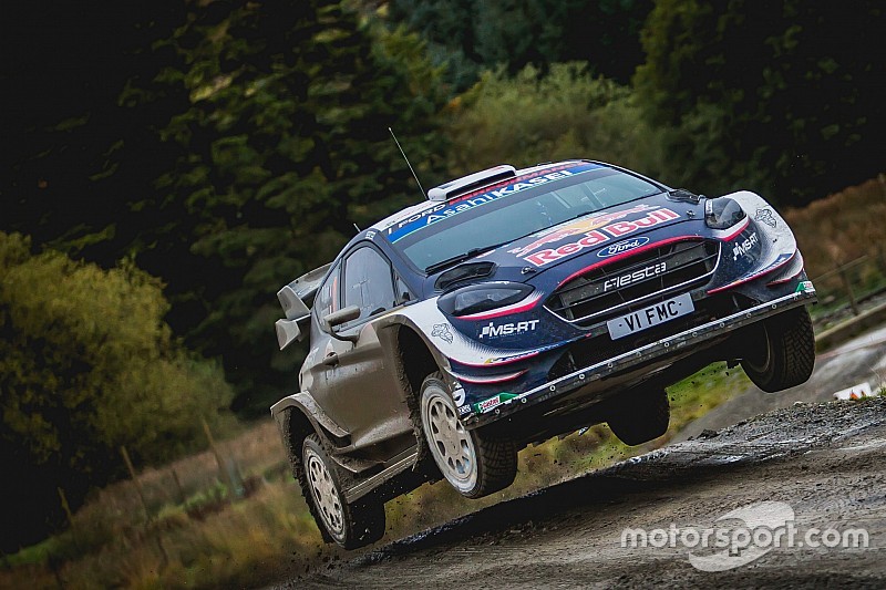Ogier vence en Gales y pone el campeonato al rojo vivo
