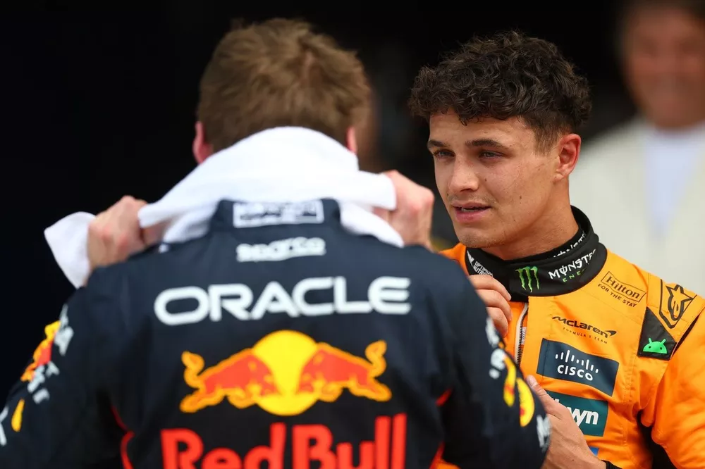 Lando Norris, McLaren, Max Verstappen, Red Bull Racing