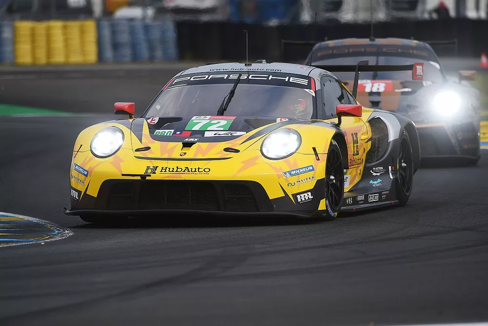 #72 Hub Auto Racing Porsche 911 RSR - 19 LMGTE Pro, Dries Vanthoor, Alvaro Parente, Maxime Martin