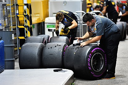 Az F1-es versenyzők kézbe vennék a sport jövőjét